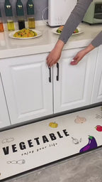 Rotating Food Storage Dispenser
